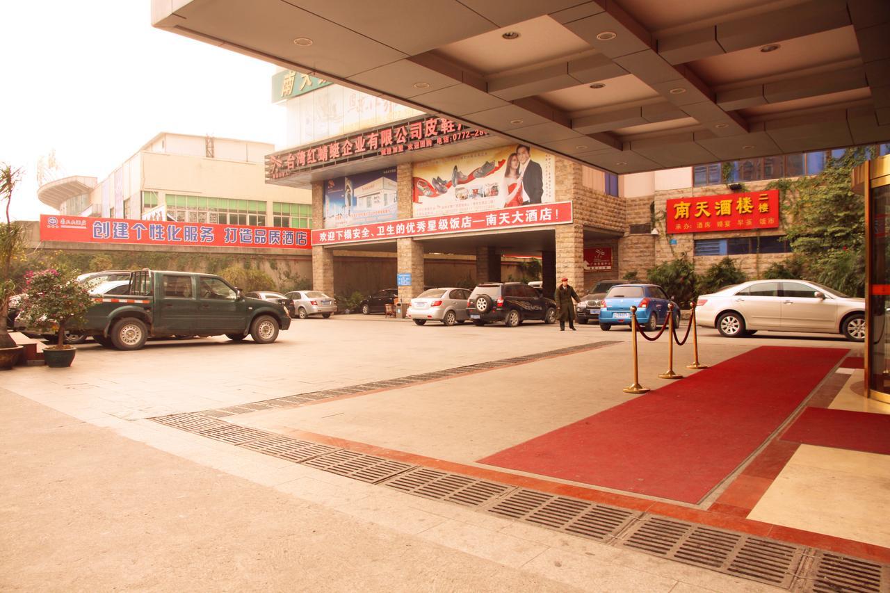 Nantian Grand Hotel Liuzhou Exteriör bild