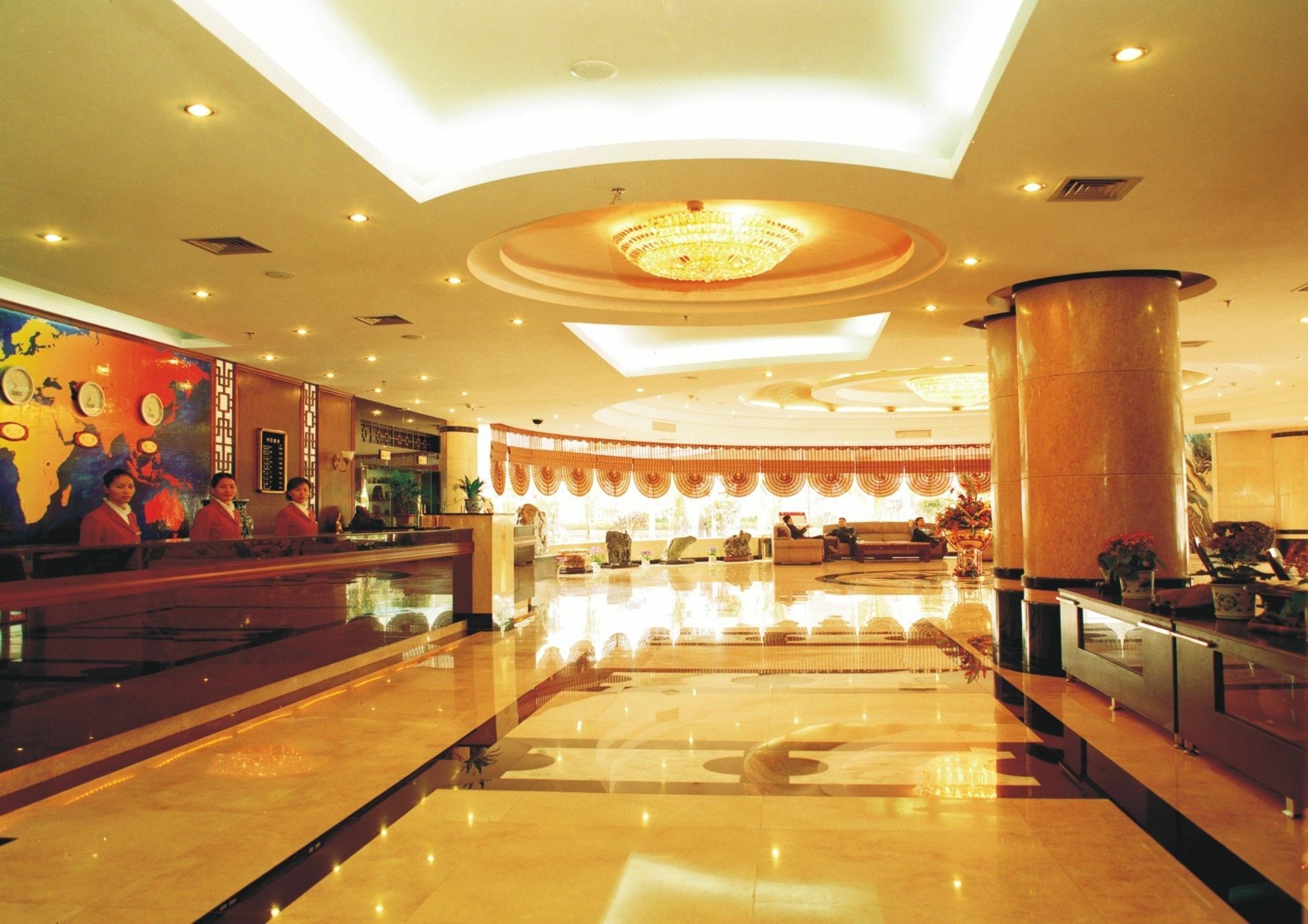 Nantian Grand Hotel Liuzhou Exteriör bild